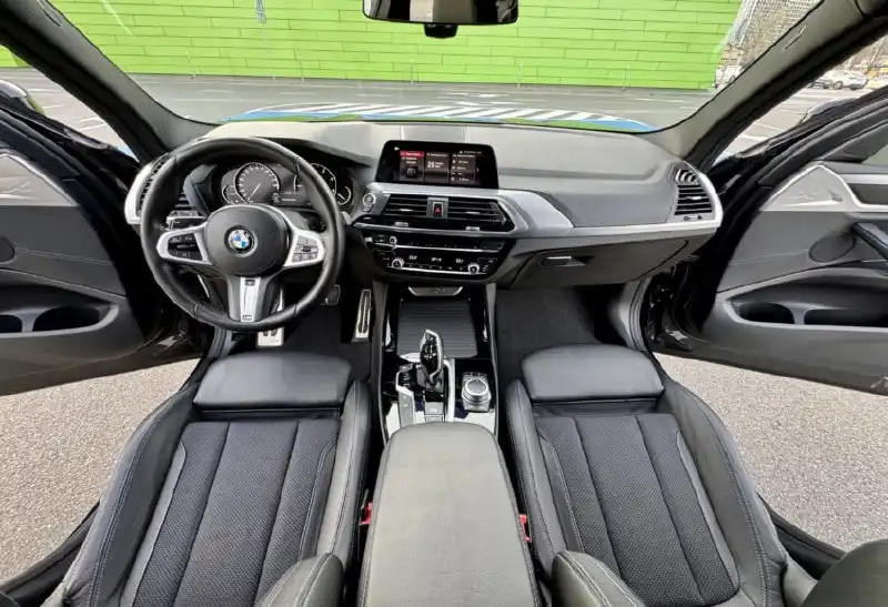 BMW X3 2.0 л • 190 л.с. в отличном состоянии