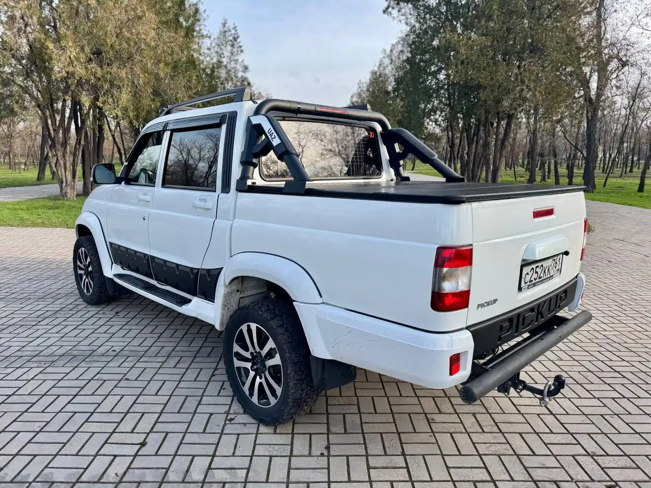 Продам УАЗ Patriot Pickup 2017 года