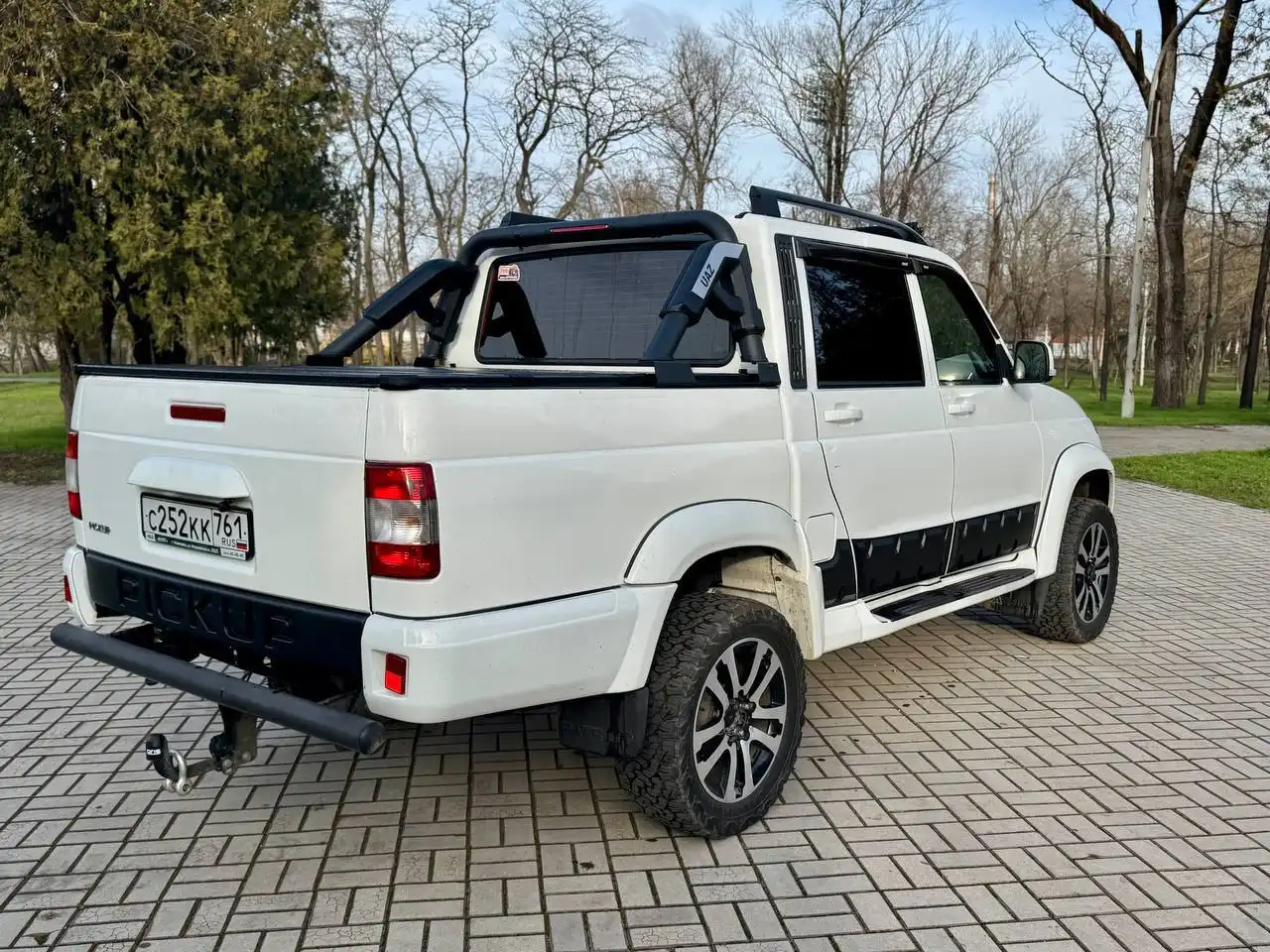 Продам УАЗ Patriot Pickup 2017 года