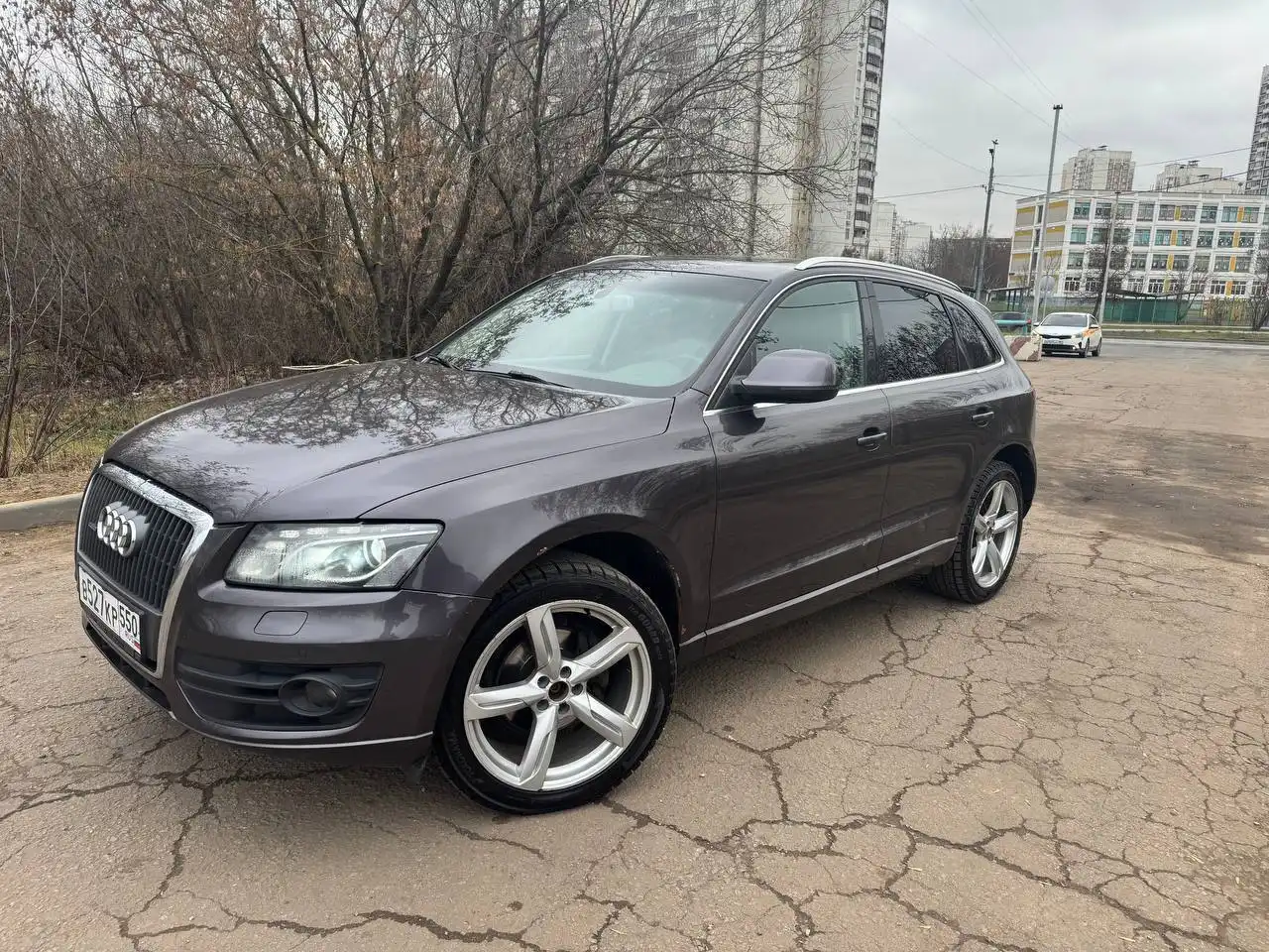 Audi Q5 2010 года в хорошем состоянии