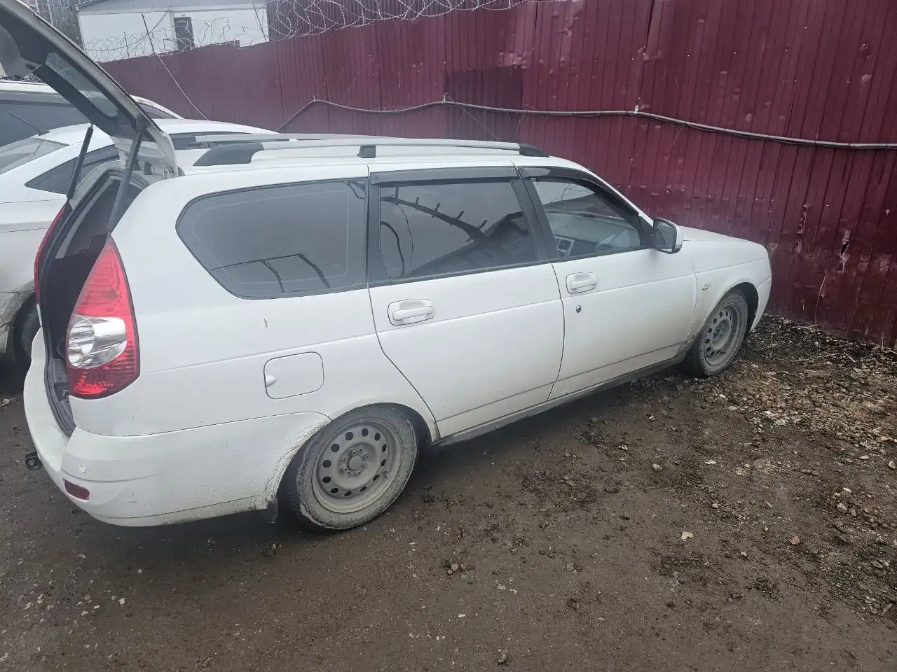 Продам ВАЗ 2171 2011 года