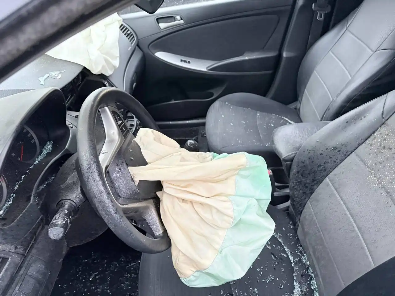 Хендай Солярис 2016 года в Санкт-Петербурге