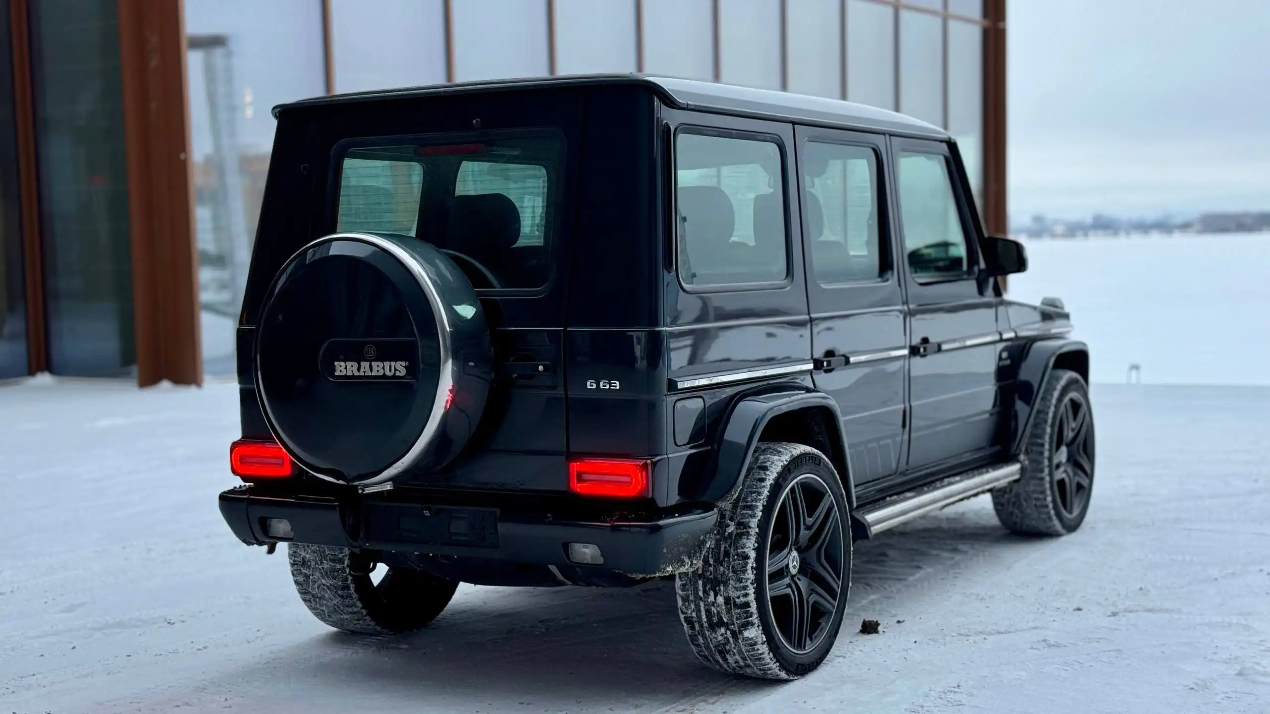 Продажа квадрата М113 с двигателем, рестайлингом и оригинальным салоном