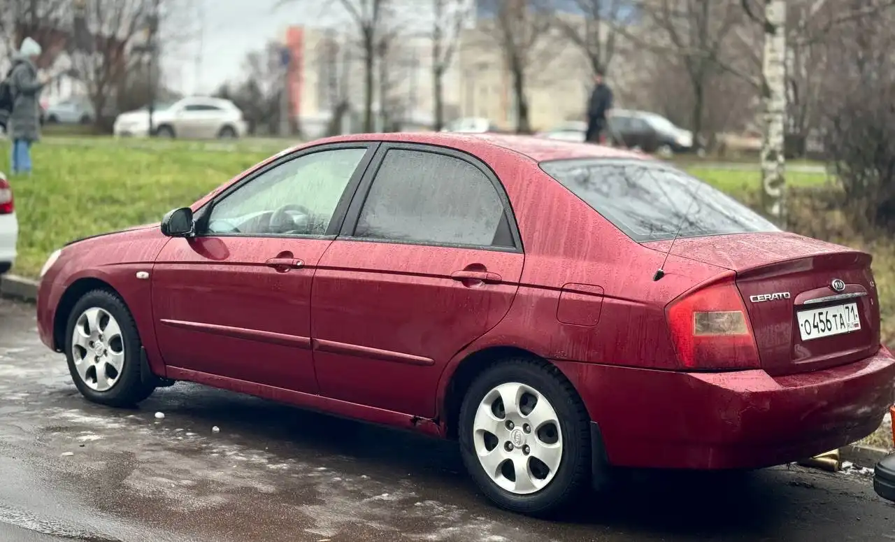 Продажа Kia Cerato 2006 года 1.6 МКПП