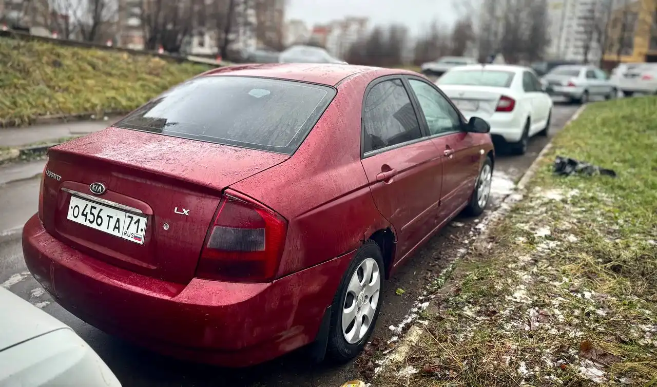 Продажа Kia Cerato 2006 года 1.6 МКПП