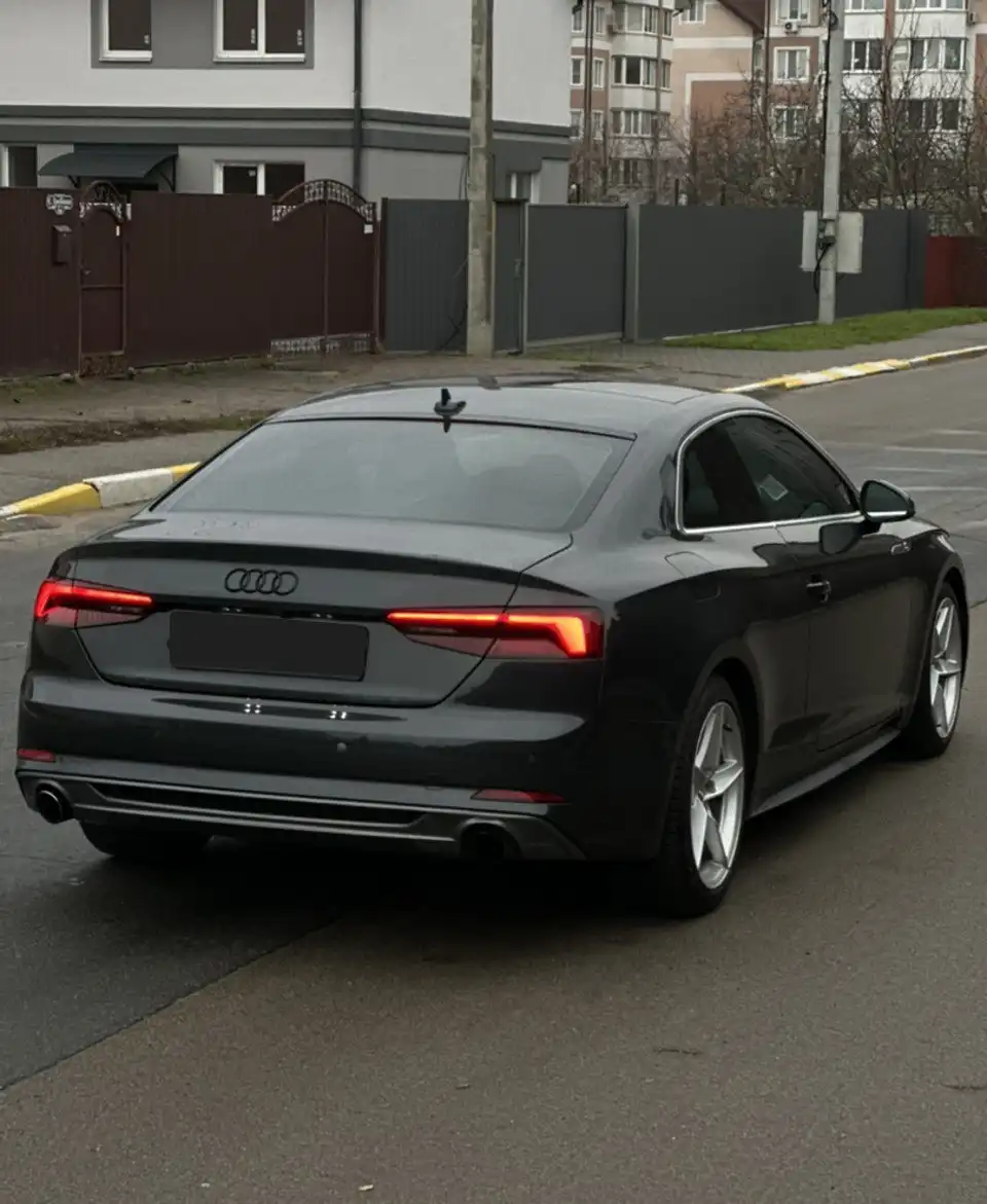 Продажа Audi A5 2018 года