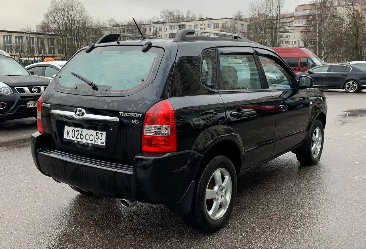 Hyundai Tucson 2004 г.в. с пробегом 260.000 км в Санкт-Петербурге