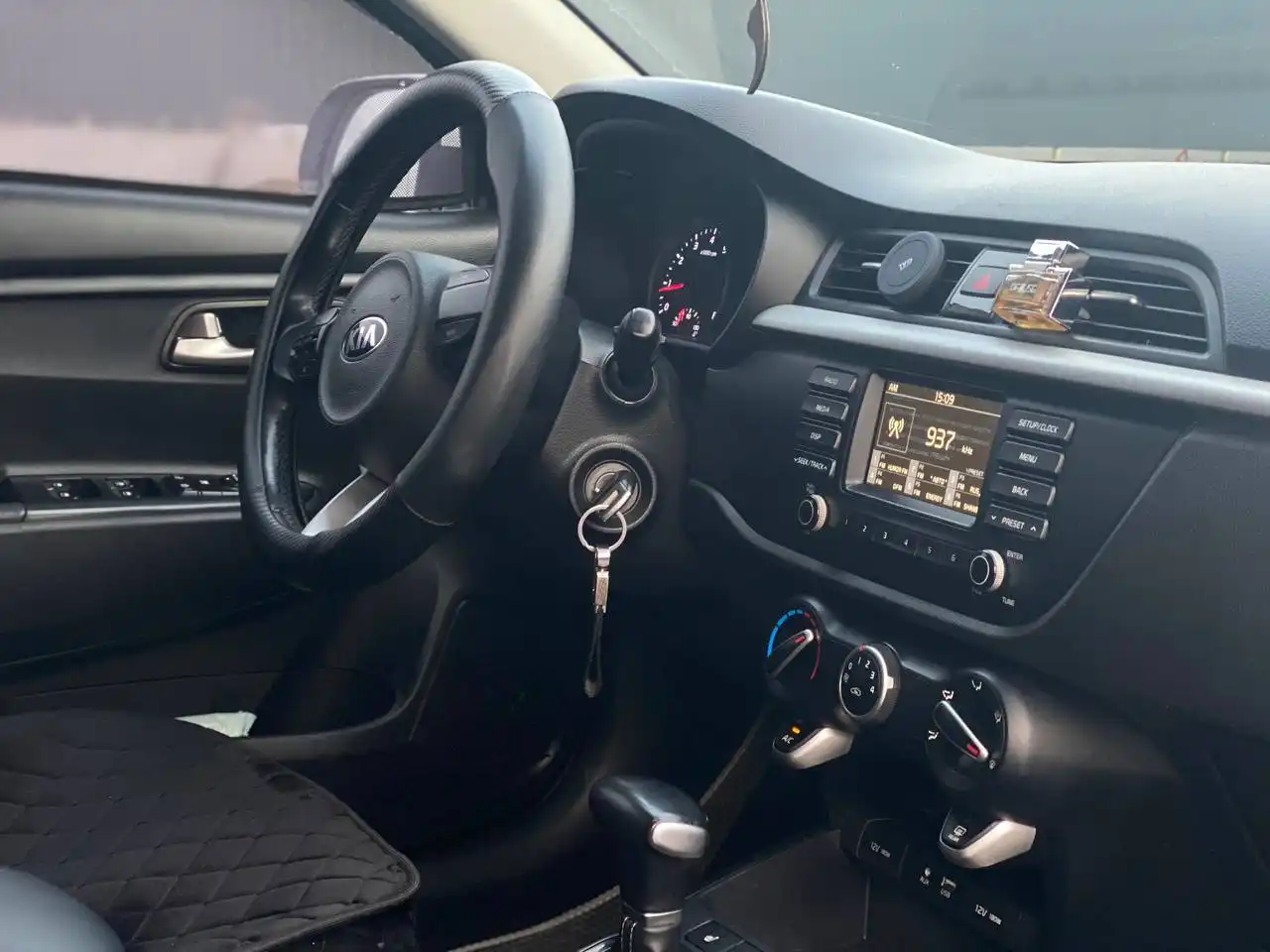 Kia Rio IV 2018 года, 1.4AT, пробег 115т.км, без ДТП