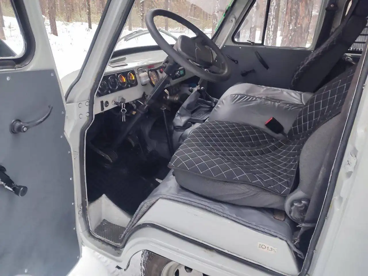 УАЗ Буханка 2011 года