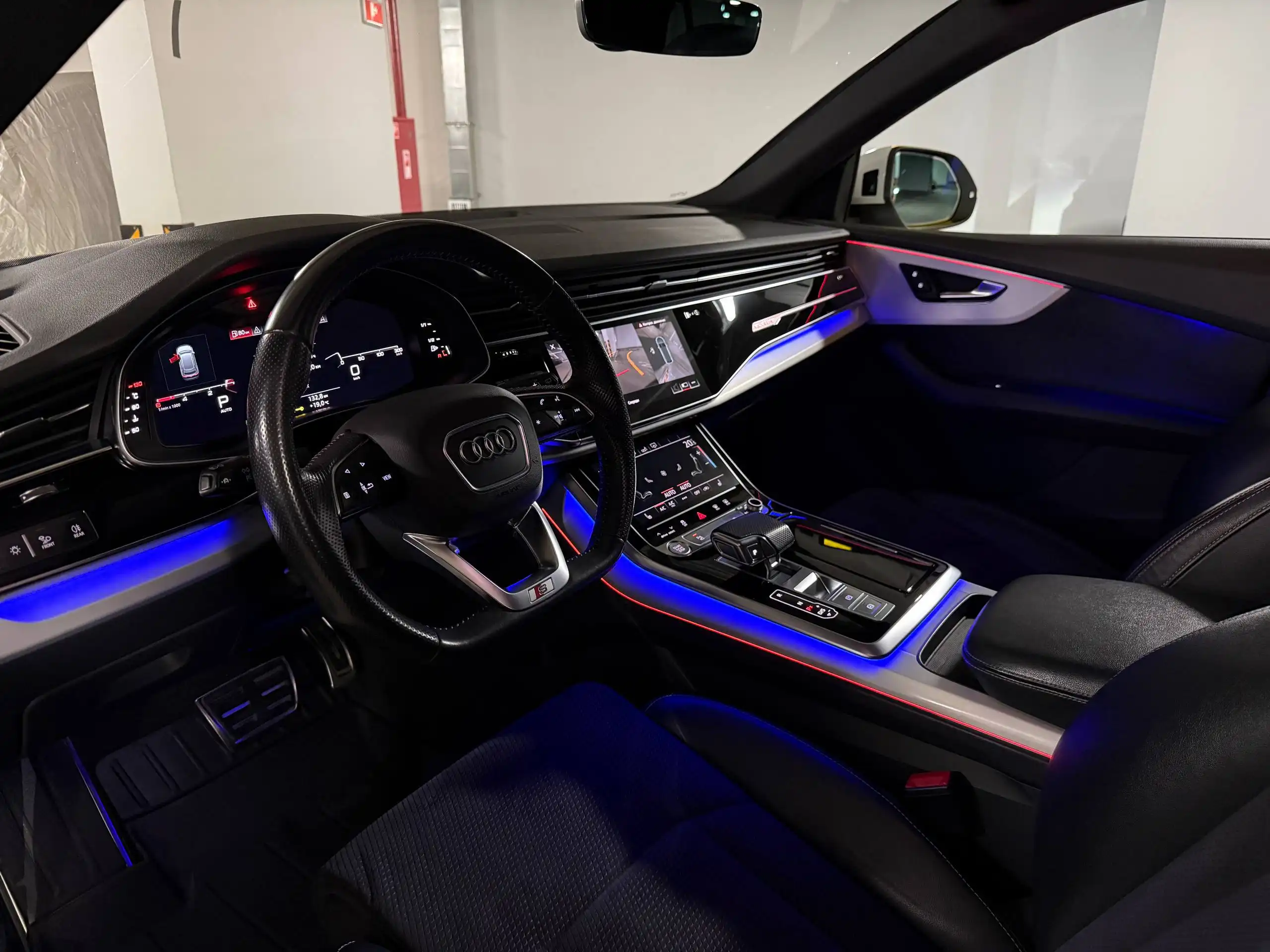 AUDI Q8 S line 2020 года - Внедорожники (Авто) в Москва