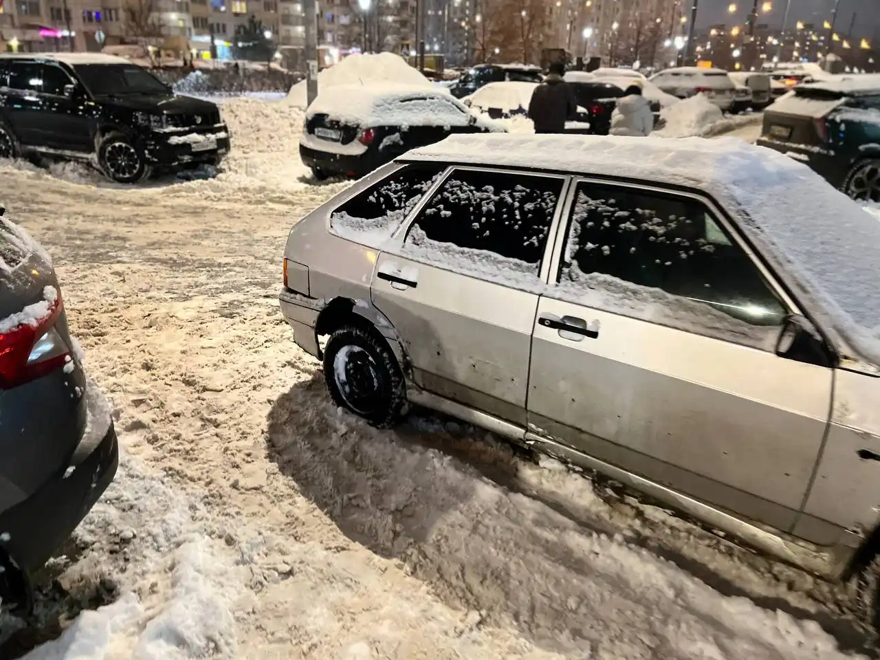 ВАЗ 2114 2010 года в Москве - Легковые автомобили (Авто) в Москва