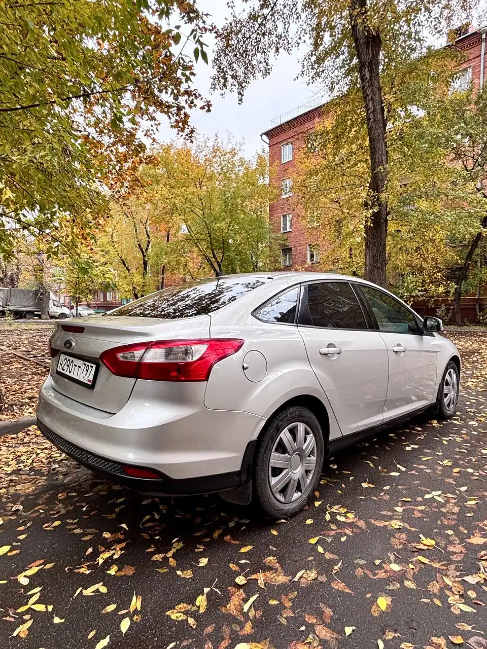 Форд Фокус 3 2012 1.6 акпп в хорошем состоянии - Авто в Москва