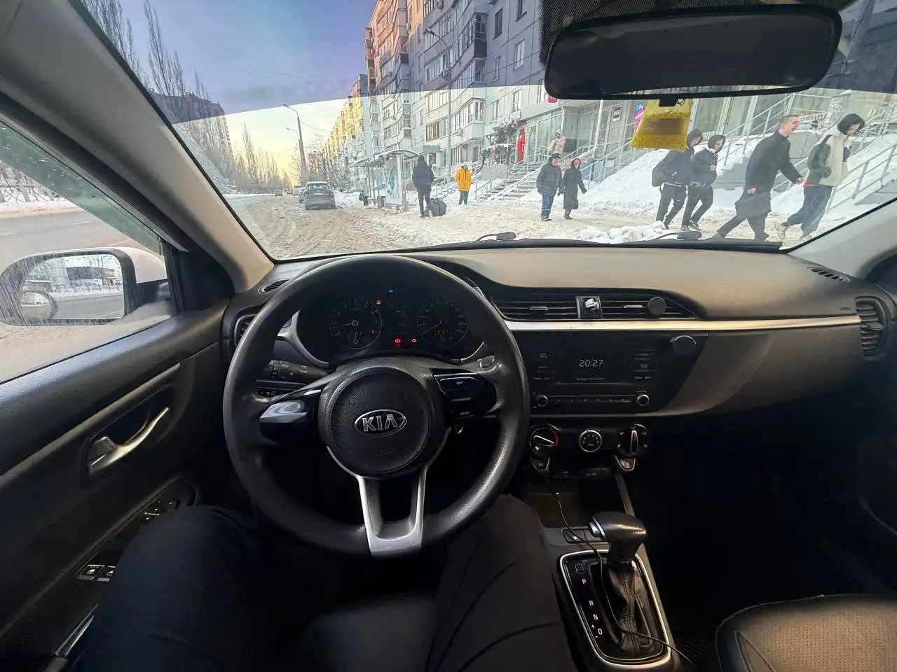 Продажа Kia Rio 2021 года с лицензией такси - Легковые автомобили (Авто) в Москва