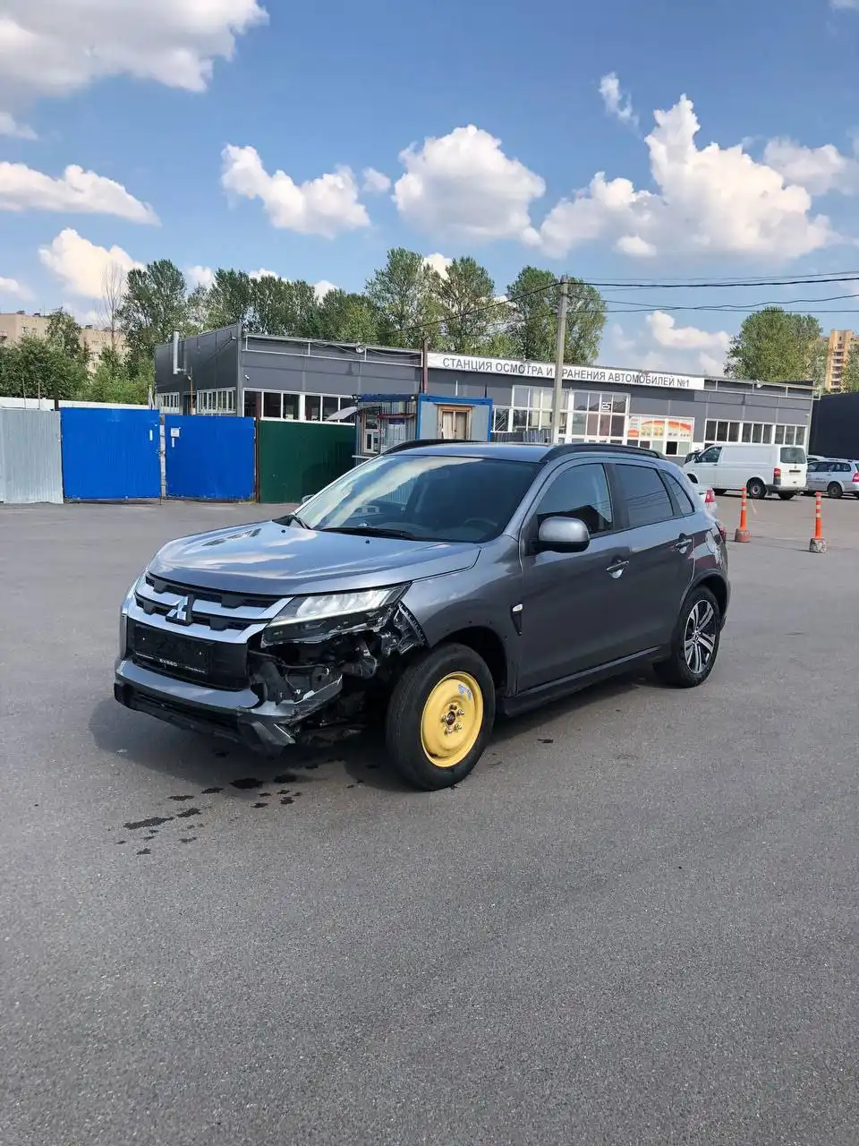 Продажа автомобиля Toyota RAV4 2021 года - Внедорожники/кроссоверы (Авто) в Москва