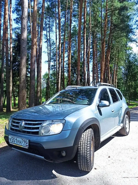 Renault Duster 2012 года, автомат, 2.0 л - Авторынок в Москва