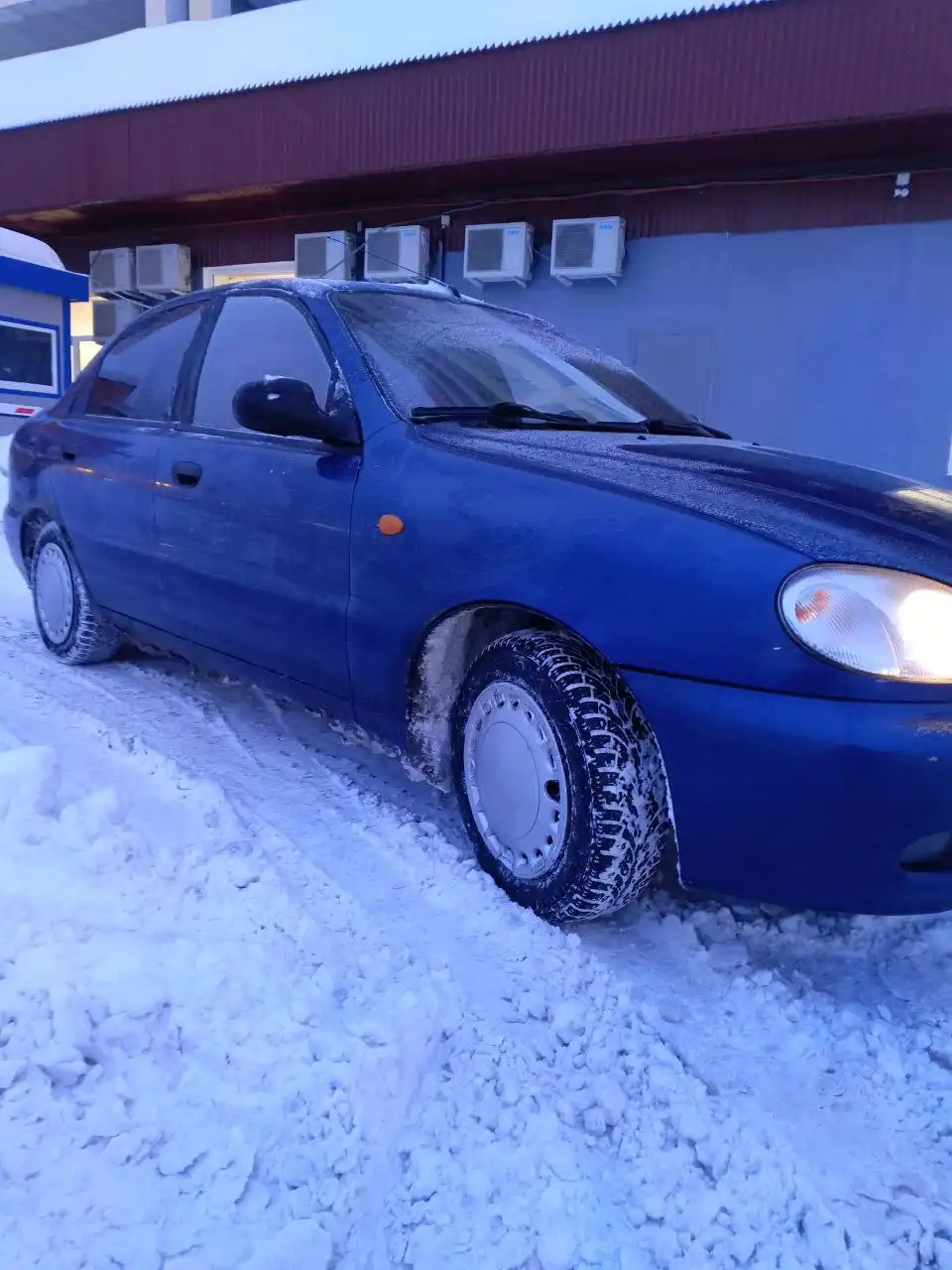 Продажа автомобиля ЗАЗ Ланос 2011 года - Авто в Москва