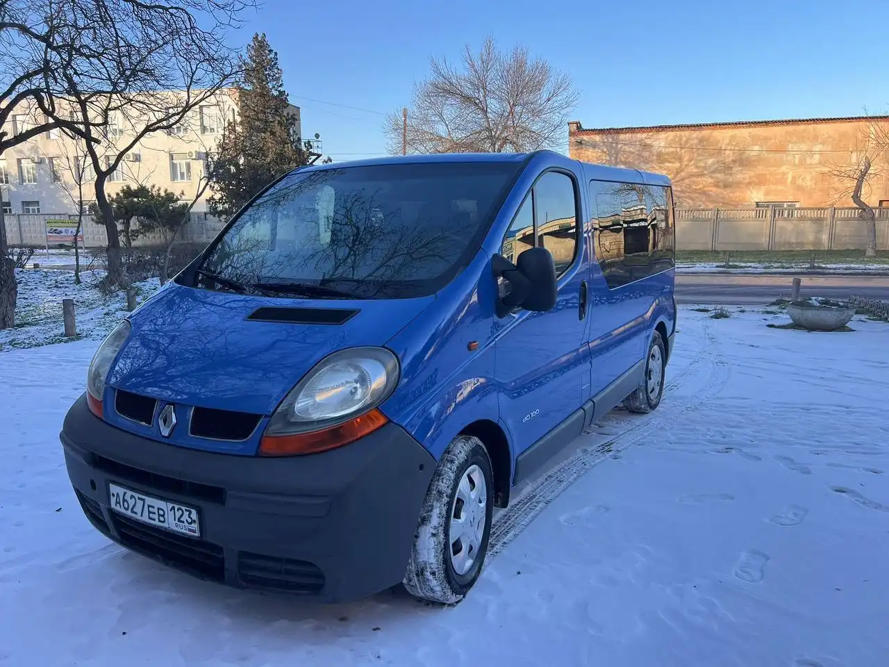 Renault Trafic 2003 года, дизель 1.9, 100 лс, 353 тыс. км - Фургоны и микроавтобусы (Авто) в Москва