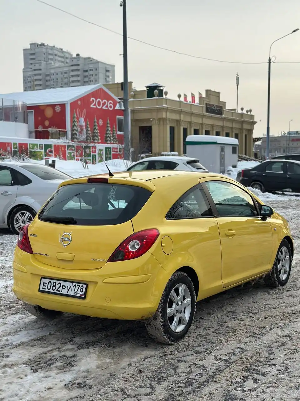 Opel Corsa 2011 автомат 1.4 бензин - Легковые автомобили (Авто) в Москва