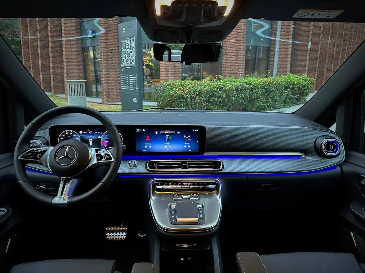 Mercedes-Benz V-Класс 300 d экстра длинный 2024 года - Минивэны / V-Класс (Авто) в Москва