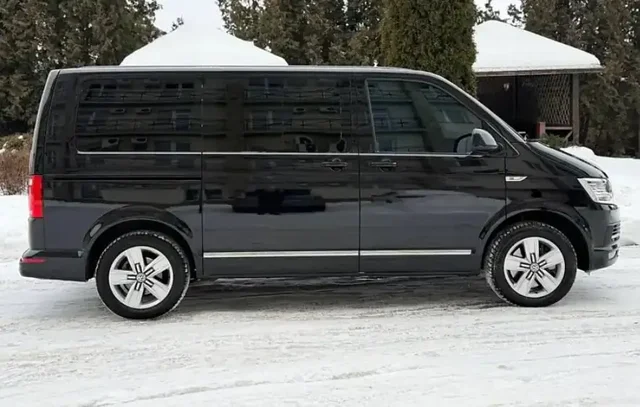Volkswagen Multivan 2018 года - Авто в Москва