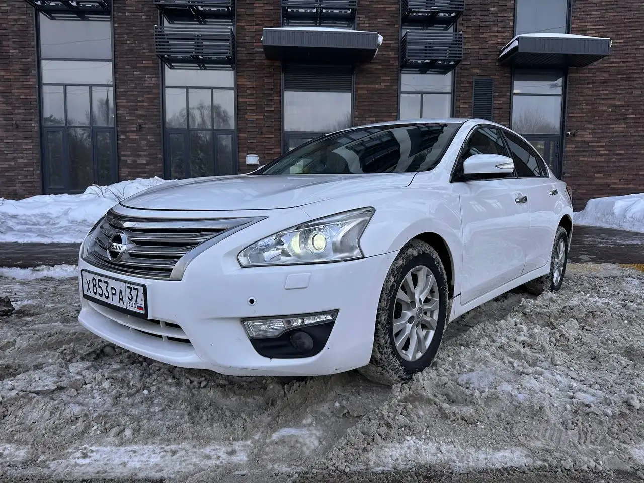 Продажа Nissan Teana 2015 года выпуска - Авто в Москва