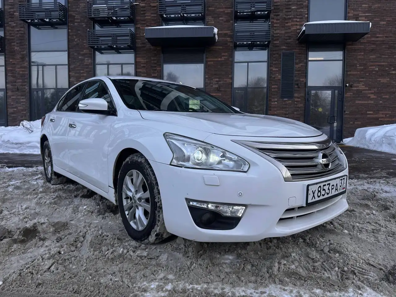 Продажа Nissan Teana 2015 года выпуска - Авто в Москва