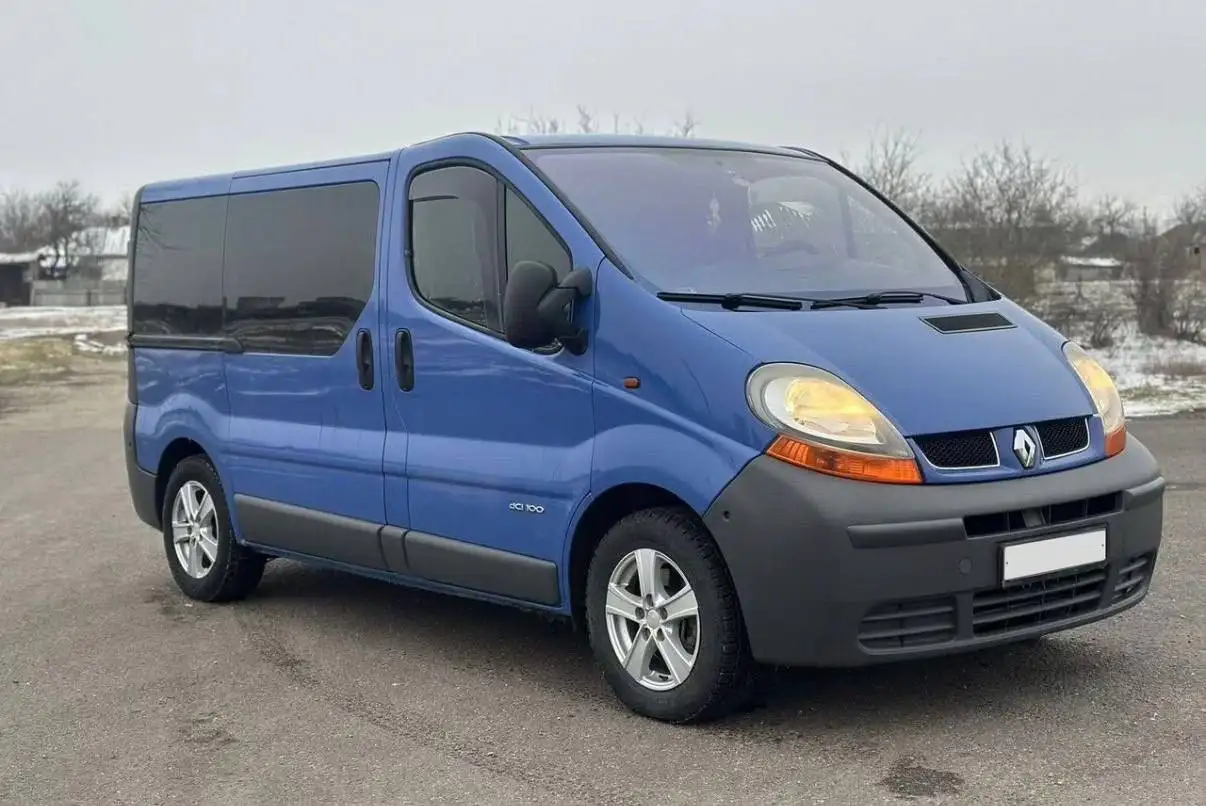 Renault Trafic 1.9 MT 2003 года в идеальном состоянии - Минивэны (Авто) в Москва