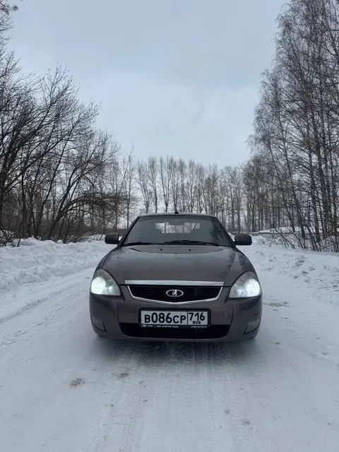 Lada Priora 2013 г. в. в цвете Кориандр - частное объявление в Казань