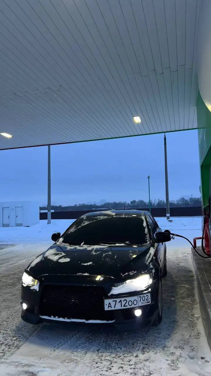 Toyota Corolla 2007 г. 1.5 МКПП, пробег 201 000 км - Авто в Москва