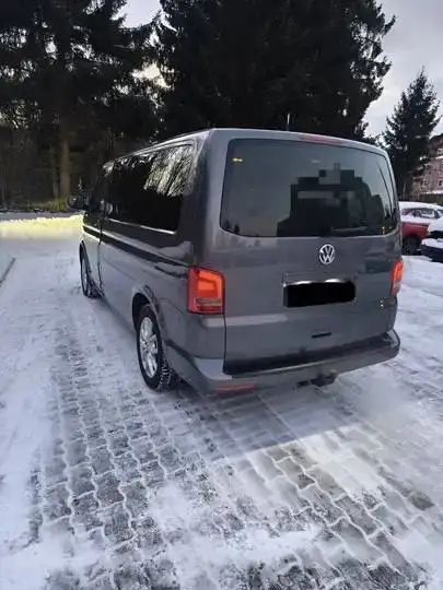 Volkswagen Multivan 2015 года - Минивэны (Авто) в Москва