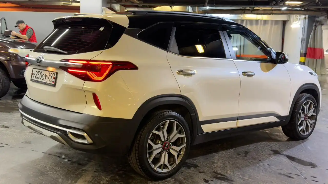 KIA SELTOS 2019 года, дизель 1.6, 136 л.с. - Авто в Москва