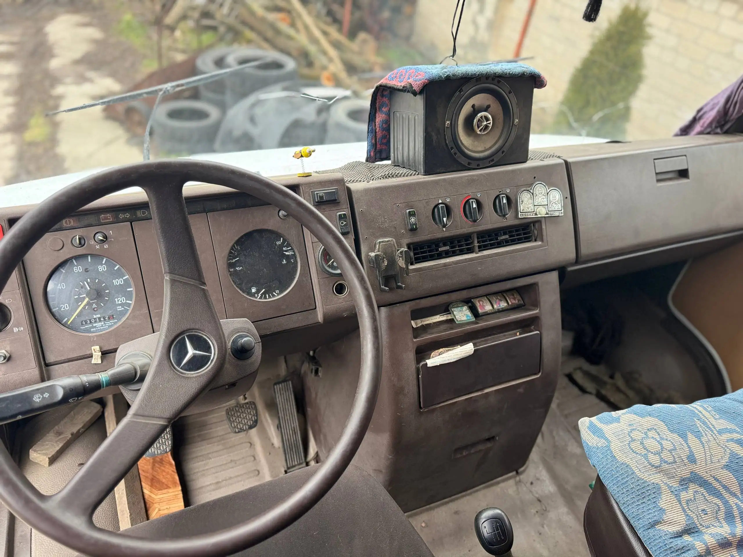 Продам надежный грузовой Mercedes 809D 1993 года - Грузовики (Авто) в Москва