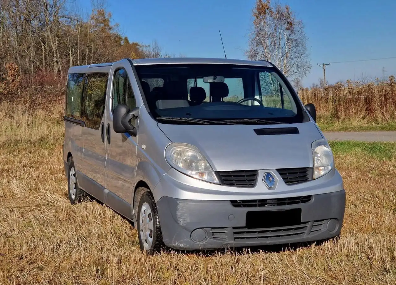 Renault Trafic Passenger FAP L2H1 Expression 2011 - Минивэн (Авто) в Москва