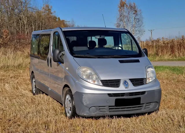 Renault Trafic Passenger FAP L2H1 Expression 2011 - Внедорожники/кроссоверы в Москва