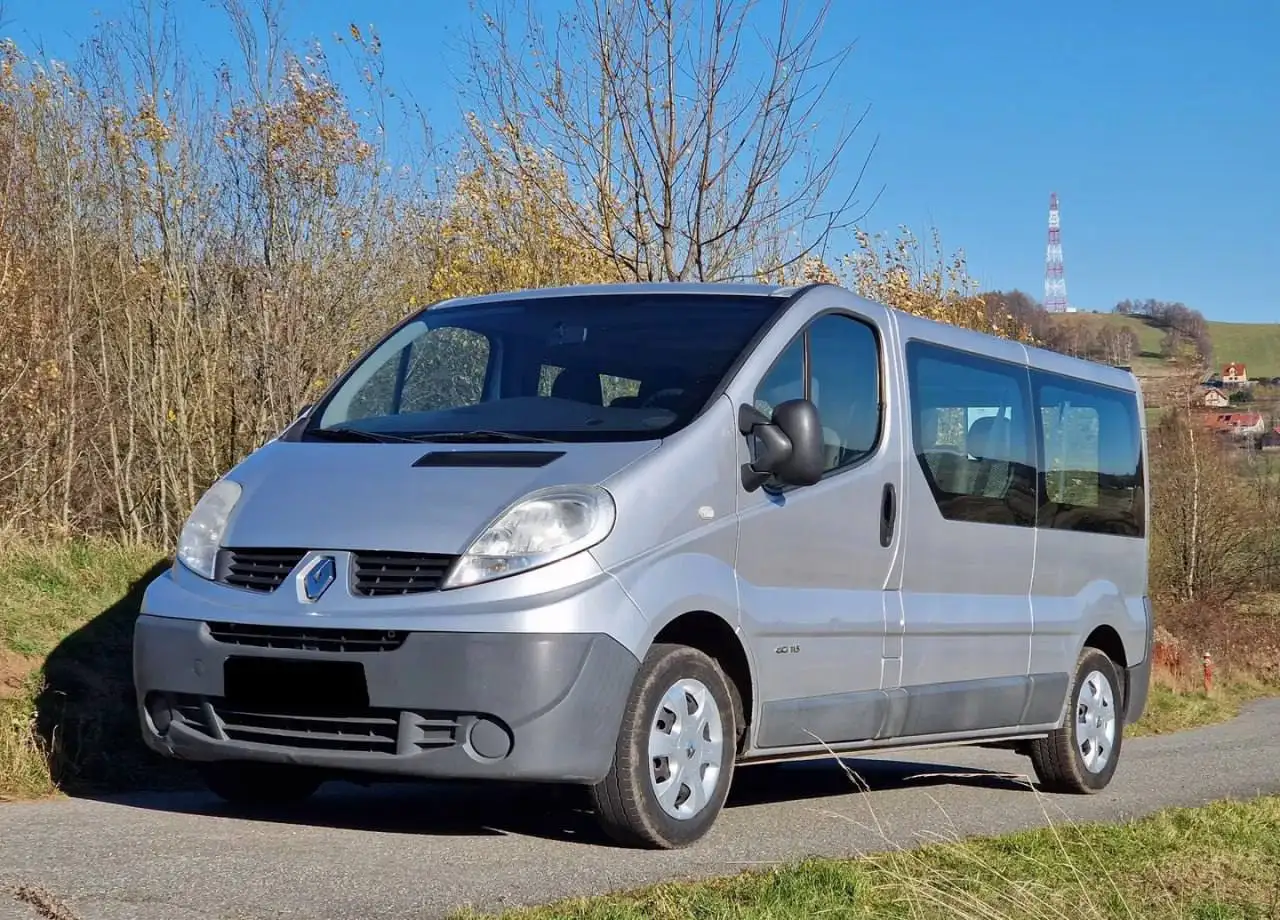 Renault Trafic Passenger FAP L2H1 Expression 2011 - Минивэн (Авто) в Москва