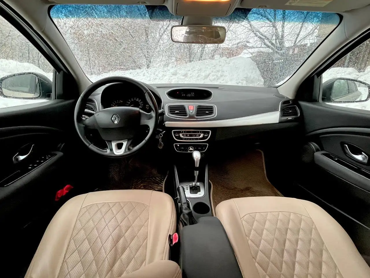Renault FLUENCE 2010, АКПП, 1.6 бензин, 290000 км - Легковые автомобили (Авто) в Москва