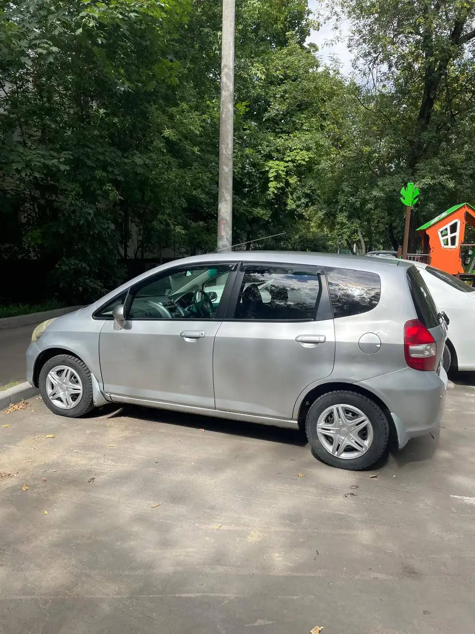 Продажа Honda Fit 2006 года - Легковые автомобили (Авто) в Москва