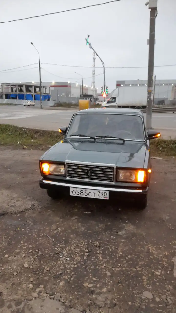 Продаётся ВАЗ 2107 инжектор 2010 года после ДТП - Легковые автомобили (Авто) в Москва