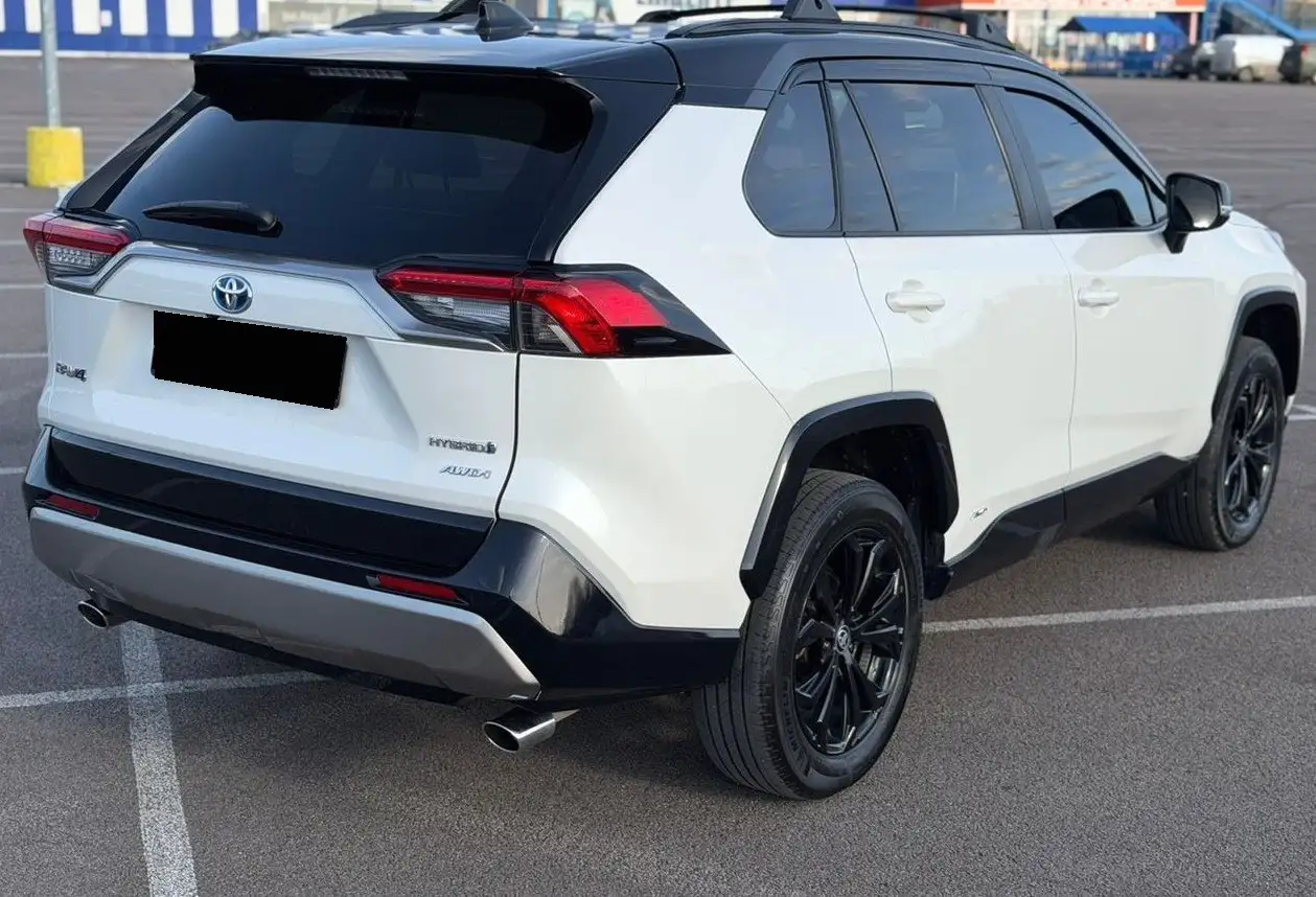 Продажа Toyota RAV4 2022 гибрид - Кроссовер (Авто) в Москва