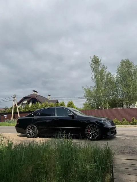 Продажа Toyota Crown Athlete 2006 года - Минивэн в Москва