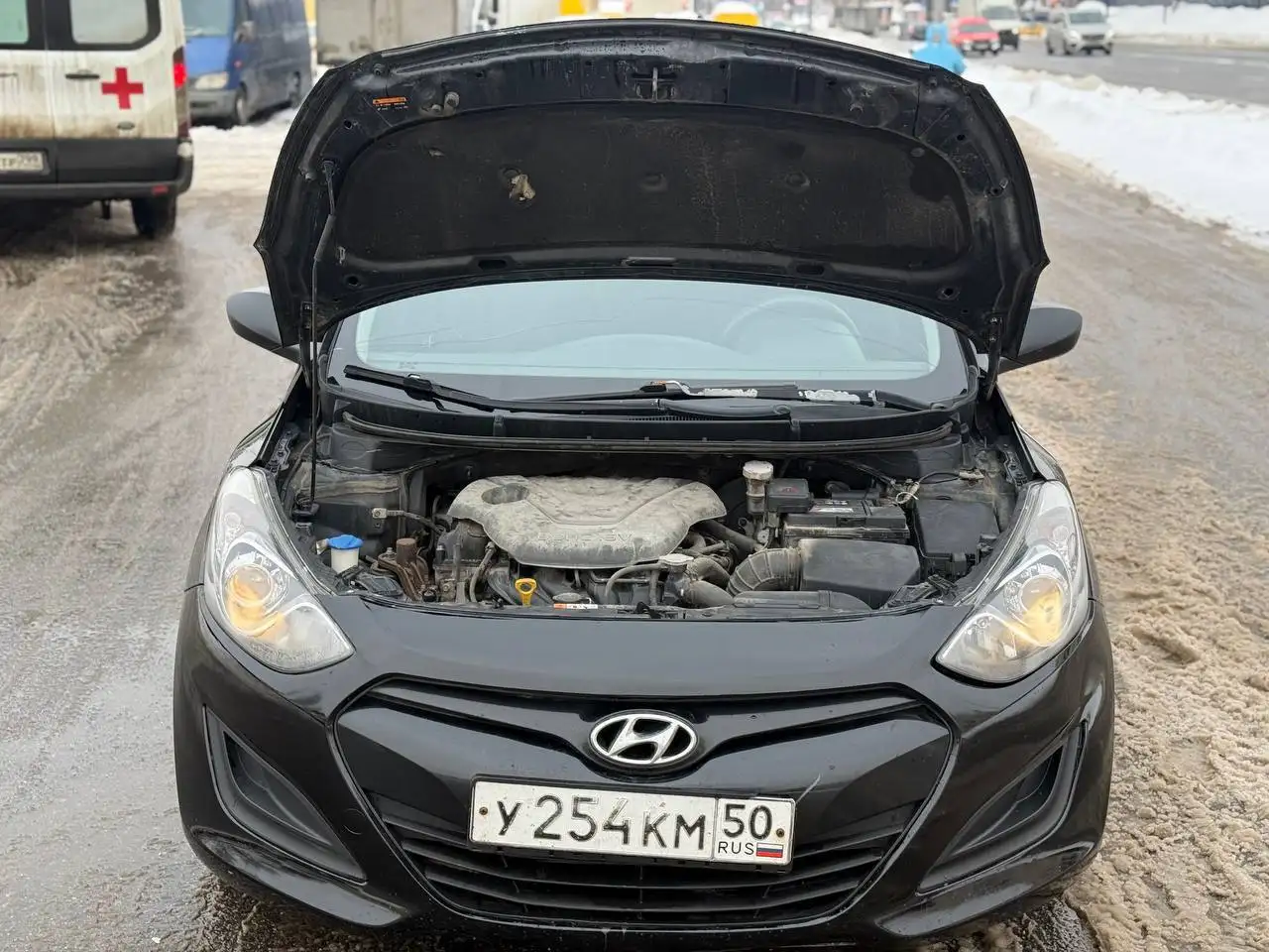Продам HYUNDAI i30 2013 года - Легковые автомобили (Авто) в Москва