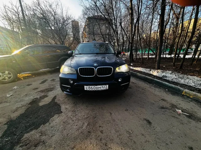 Продам BMW X5 E70 рестовый в Москве - Минивэн в Москва