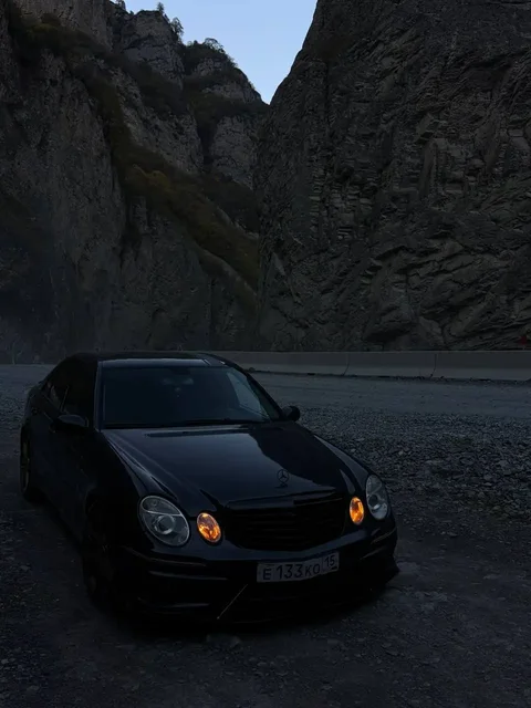 Продажа автомобиля Volvo XC90 2003 года - Минивэн в Москва