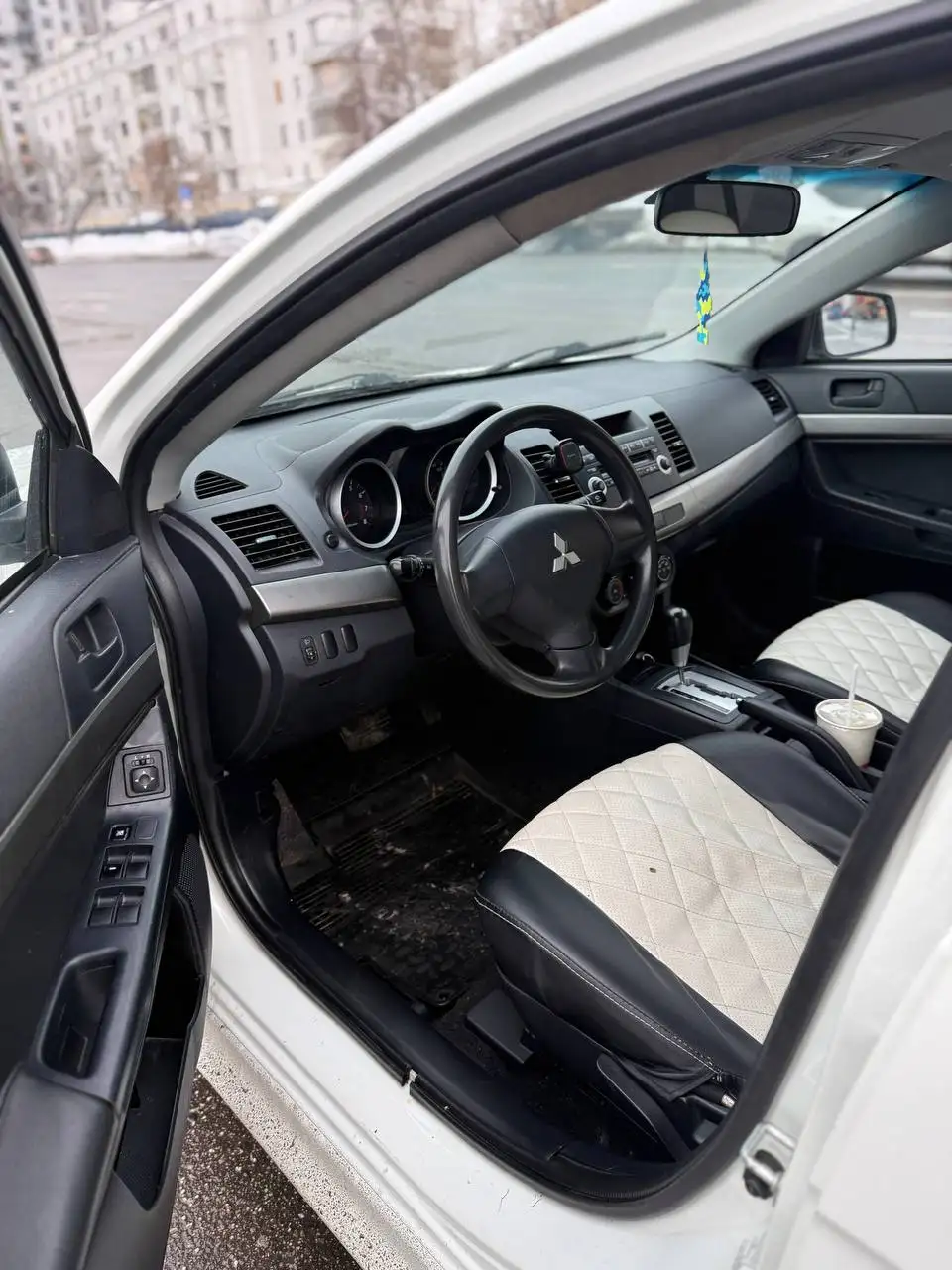 MITSUBISHI LANCER 2011 с пробегом 210 тыс. км - Легковые автомобили (Авто) в Москва