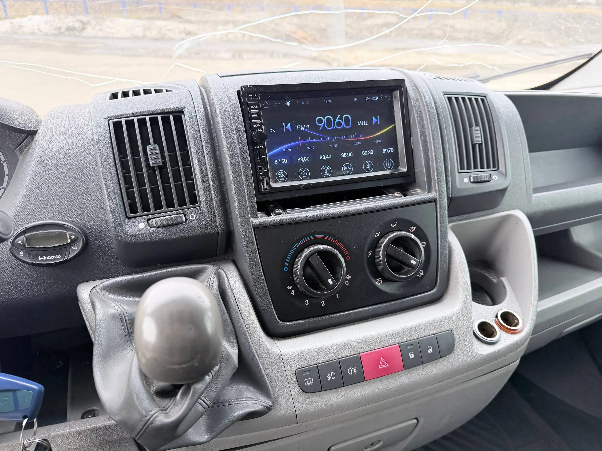 Продажа Citroen Jumper 2006 года в Санкт-Петербурге - Грузовики и фургоны (Авто) в Санкт-Петербург