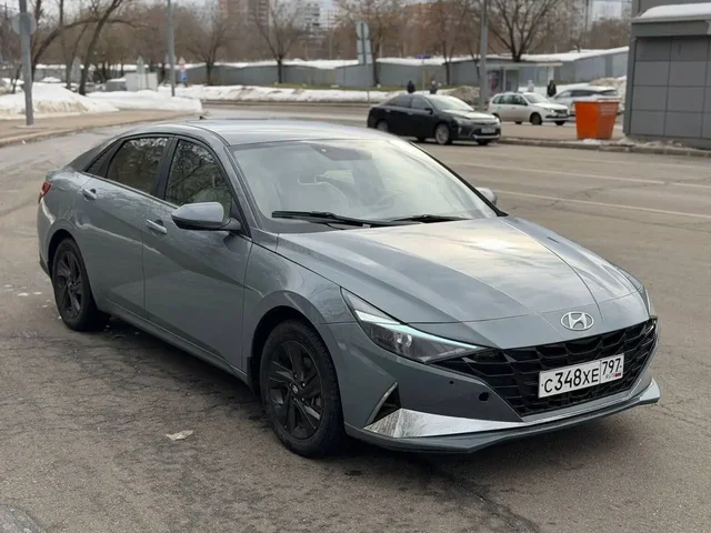 Hyundai Elantra 2021 б/у - Мотовездеход/Квадроцикл в Москва
