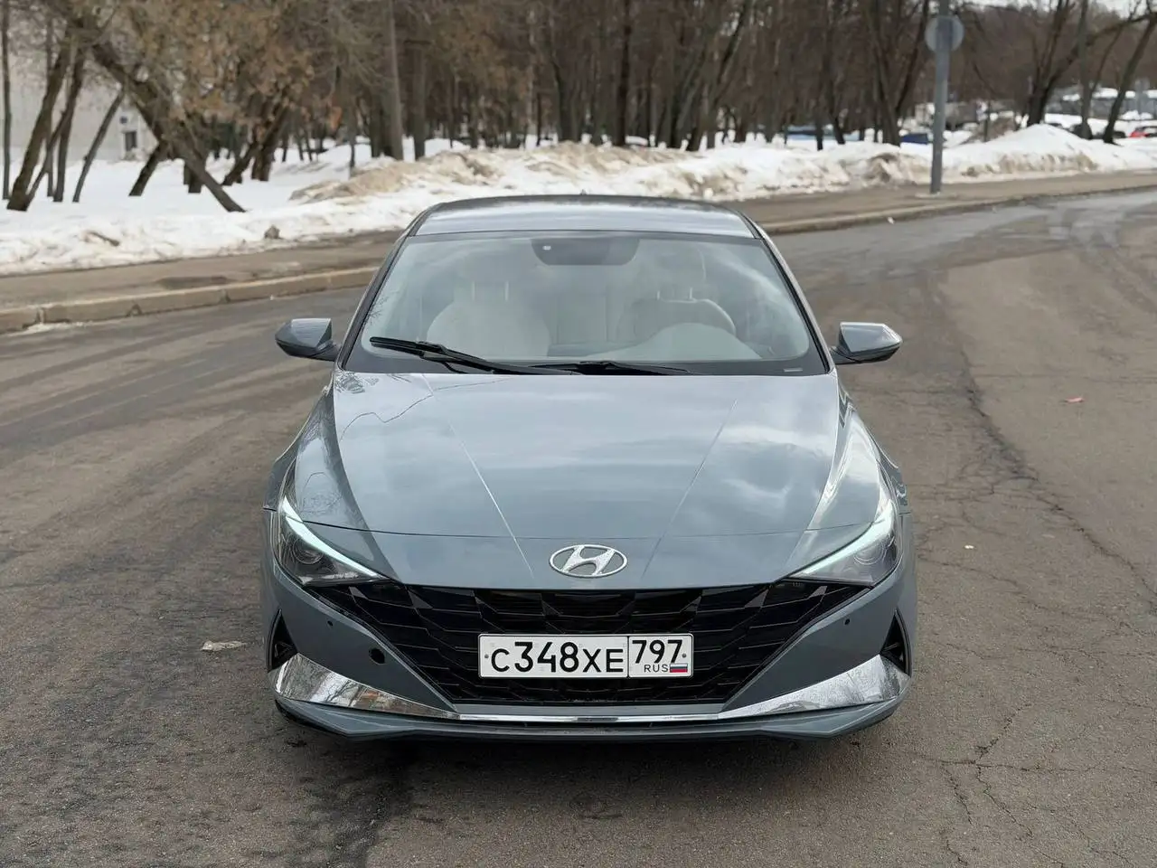 Hyundai Elantra 2021 б/у - Авто в Москва