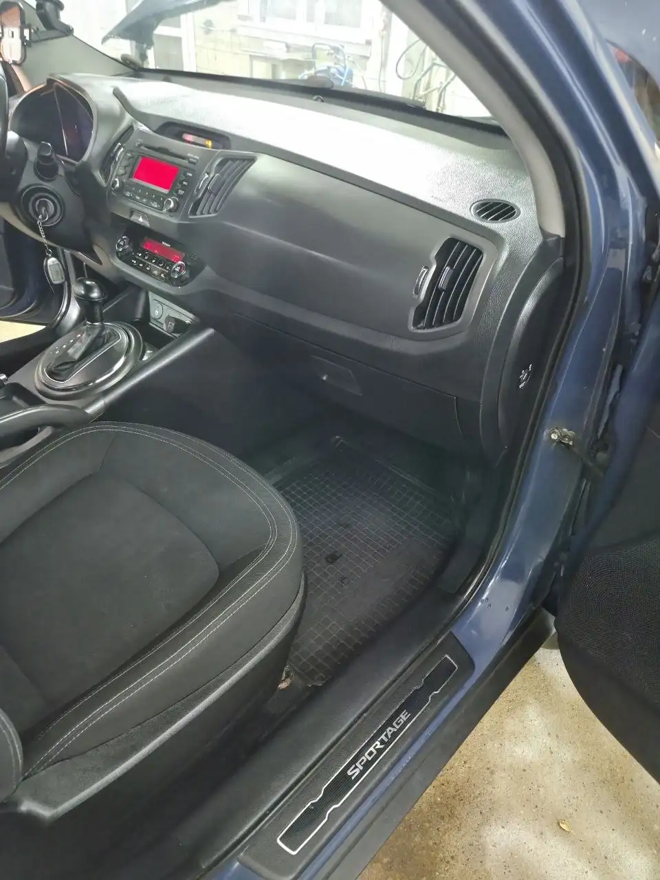 Продажа Kia Sportage 2012 года - Легковые автомобили (Авто) в Москва