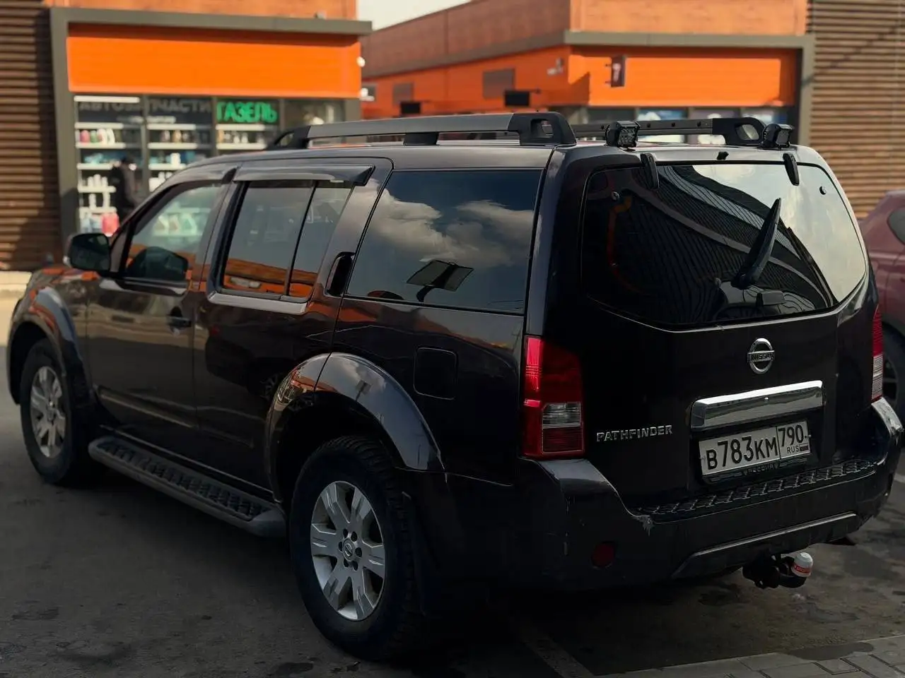 Продажа Nissan Pathfinder 2011 - Авто в Москва