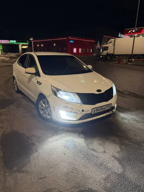 Kia Rio 2012 года с пробегом 190.000 км - Минивэны и фургоны в Москва